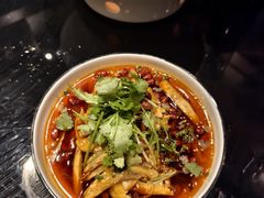 -川流不息·地道川菜·小龙虾(新松江路店)