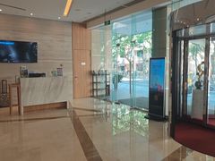 -上海虹桥君丽假日酒店(娄山关路地铁站店)