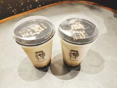 兔兔奶糖脏脏冰-LELECHA乐乐茶(上海五角场万达广场店)