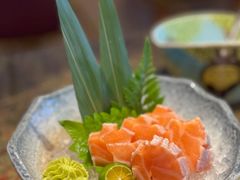 三文鱼腩刺生-炙柒Sekinana·精致料理 烧鸟·铁板烧(海上世界店)