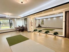 -简·无界健身工作室·运动康复·体态(石厦店)