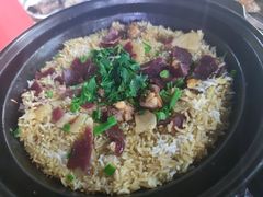 腊味排骨煲仔饭-大岗仙庙烧鸡(海南总店)