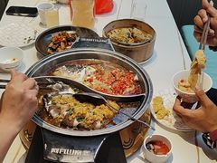 -阿瓦山寨·湘菜现炒·剁椒鱼头王(咸阳总店)