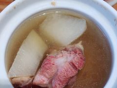 萝卜汤-红猪卤肉饭(大西洋美食城店)