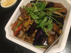 -乾坤饭店