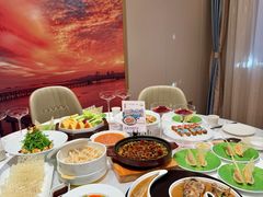 -品海楼·大连海胆锅贴馆(东港店)