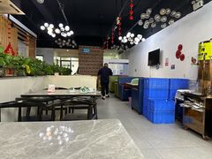 -休记光头香辣蟹干锅店(衣冠庙店)