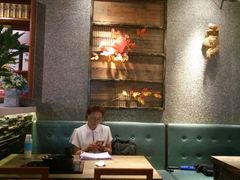-哇蛙牛功夫面渝都料理(龙阳广场店)