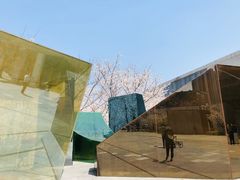 -龙美术馆西岸馆-停车场