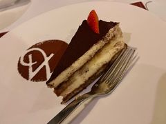 -WOLFGANG PUCK KITCHEN & BAR(迪士尼小镇店)