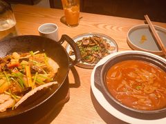 一个锅巴和时蔬-薇酌饮·陕西菜(南门外店)
