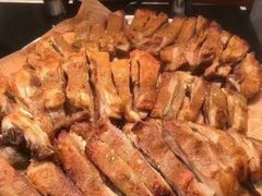 -迈豪国际酒店-百老汇旋转西餐厅