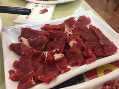 新鲜手切嫩牛-真牛汕头黄牛肉火锅(莲塘仙湖植物园店)