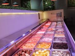 -烤圣自助美食音乐餐厅