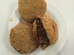 芝麻烧饼-老磁器口豆汁店(天坛店)