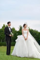 -樱花婚纱摄影