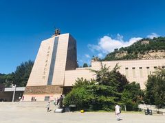 -平西抗日烈士陵园