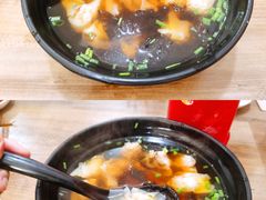 汤馄饨-一溜下