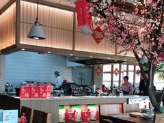 -蜜桃餐厅·伴山(湖滨商业街店)