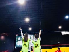 -嘿哟动霸CHUA·新潮玩运动娱乐中心·蹦床滑冰团建乐园