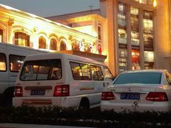 -月星家居广场-路面停车场