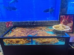 -忆江南·临江鱼馆