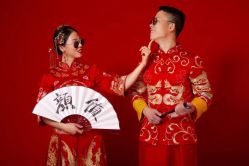 -黑马婚纱摄影