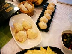 -鲜入围煮花胶鸡海鲜火锅