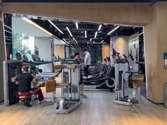 -威克健身游泳(万菱汇店)