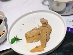 -红鼎豆捞·非遗鲍皇汤火锅(宝丰路店)