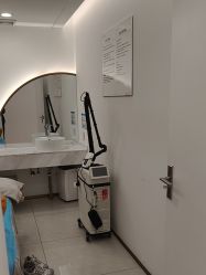 -至简医疗美容·医生集团