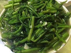 -独一佳老胡湘菜馆(矿山路店)