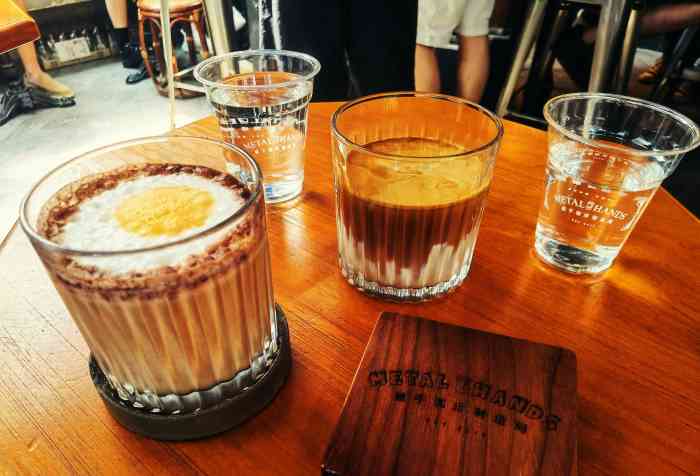 metal hands(淮海路店)-"今天的拉花有点可爱啊咖啡师依旧是靓仔 .