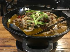 邵阳跳跳蛙-俏湘私房菜(国贸店)