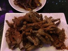 -温莎KTV(珠江路店)