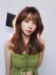 -TOP HAIR SALON