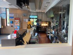 -麦当劳(常山服务区得来速店)