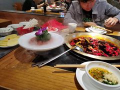 -潮火锅·麻辣牛肉火锅(观音桥方圆·LIVE店)