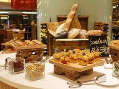 -广州白云机场雅高铂尔曼大酒店