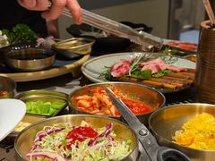 -草家酱蟹炭火烤肉店(珲春南路一店)