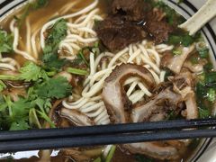 -小马牛肉面·牛骨熬制(南京博物院店)