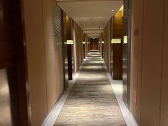 -天津京基皇冠假日酒店