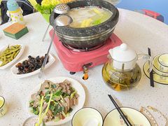 -墨脱石锅椰子鸡•海鲜糟粕醋(榆亚路店)