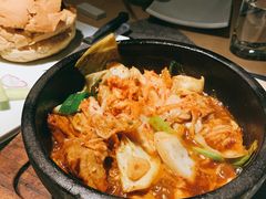 -穹六人间 people 6(岳阳路店)