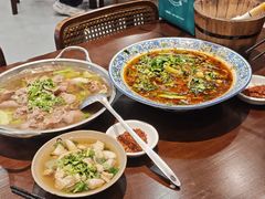 -谢老五跷脚牛肉·非遗传承店