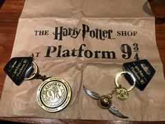 -九又四分之三站台哈利波特商店