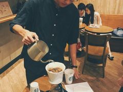 -星巴克(北京南站2B检票口)