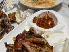 -牧场烧烤餐饮广场