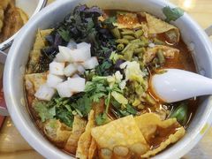 -丽丽三鲜螺蛳粉(田林路店)