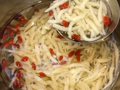 -八一路好吃街(雨田商务大厦店)